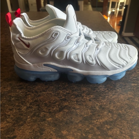 💥Brand New!!  Men’s Nike Vapormax Size 12💥 - Picture 3 of 5